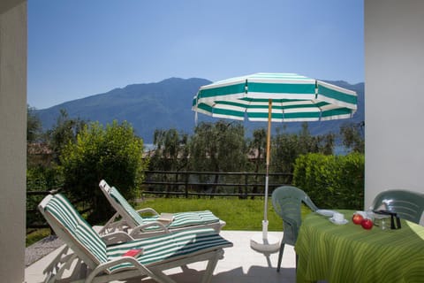 RESIDENCE VILLA ARANCI Apartment in Limone Sul Garda