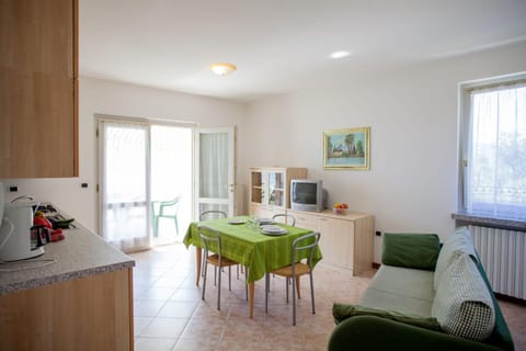 RESIDENCE VILLA ARANCI Apartment in Limone Sul Garda