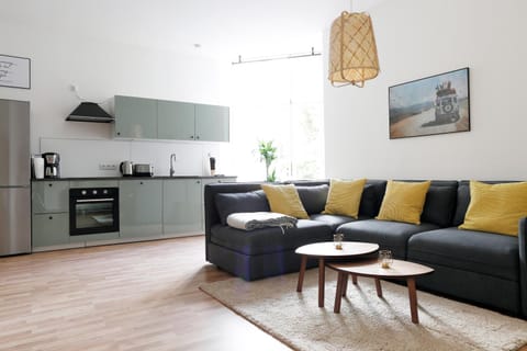 Coffee/tea facilities, Kitchen or kitchenette, Living room, pet friendly, toaster