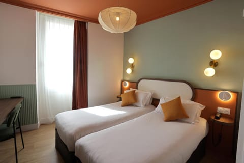 Bed, Decorative detail, Bedroom