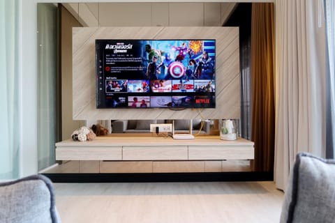 Communal lounge/ TV room, TV and multimedia