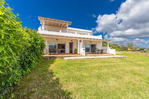 Property building, Patio, Natural landscape, Garden, View (from property/room), Balcony/Terrace, Garden view