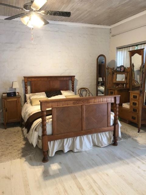 Shower, Toilet, Coffee/tea facilities