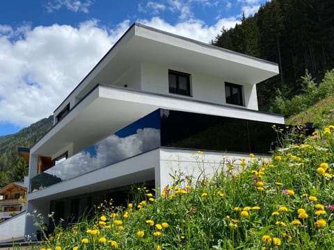 Property building, Spring, Day, Summer