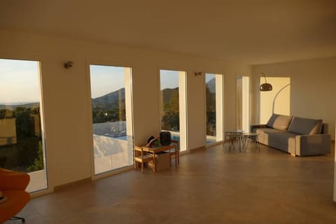 Villa Phi Villa in Oletta