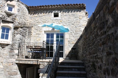 L'Avventura gîte bleu Apartment in Grospierres