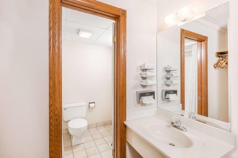 Bathroom, Photo of the whole room, On site