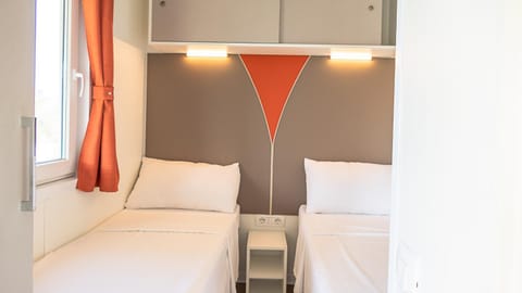 IdeaLazise Camping and Village Campground/ 
RV Resort in Lake Garda