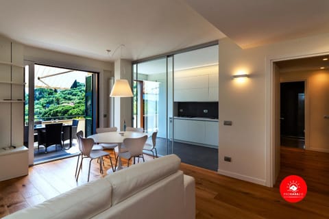 Paradise Luxury Terrace Apartment in Porto Venere