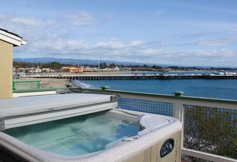 Hot Tub, View (from property/room), Balcony/Terrace, Sea view