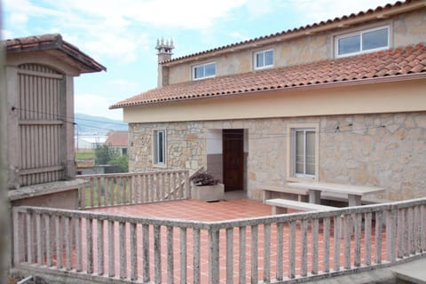 Facade/entrance, Off site, Garden view, Landmark view, River view