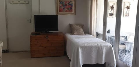 Ladera - Vista Self-catering Guesthouse Bed and Breakfast in Cape Town