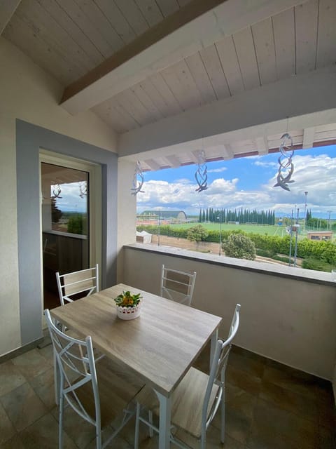 Natural landscape, Balcony/Terrace, Balcony/Terrace, Dining area