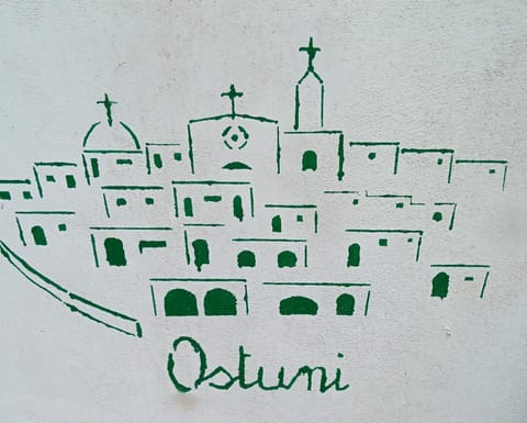 Ostuni Crispi House Bed and Breakfast in Ostuni