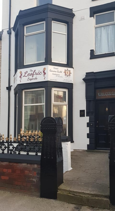 Facade/entrance, Property logo or sign