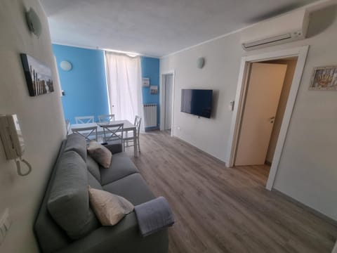 Residence Serenella - Dependance Apartment hotel in Diano Marina
