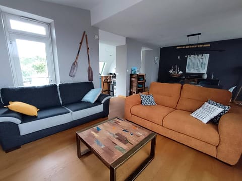 Maison pour 6 pers. à Trégastel avec jardin clos, proche plage et commerces, WiFi et billard - FR-1-368-159 House in Trégastel