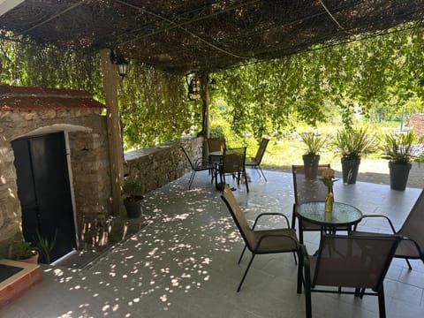 Etno village Mihailovic House in Kotor Municipality