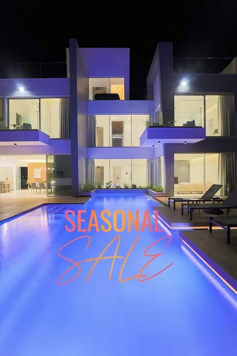 Text overlay, Pool view, Swimming pool