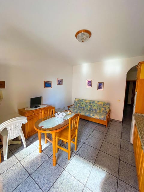 Los Camarones Apartment in El Hierro