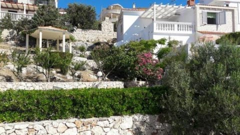 Patio, Garden, Garden view