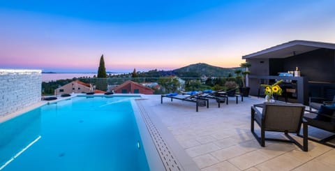 Exclusive Villa Mative Villa in Mlini