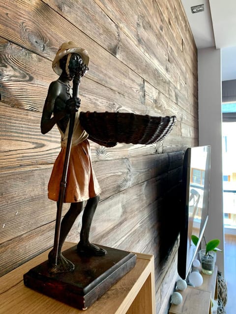 Living room, Photo of the whole room