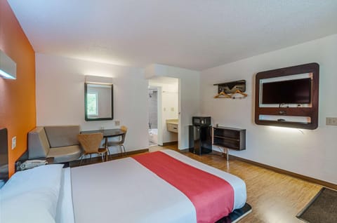 Photo of the whole room, On site