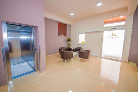 Lobby or reception, Seating area