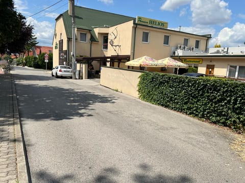 Property building, Street view, Parking