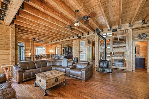 Loggin' Off House in Lake Anna