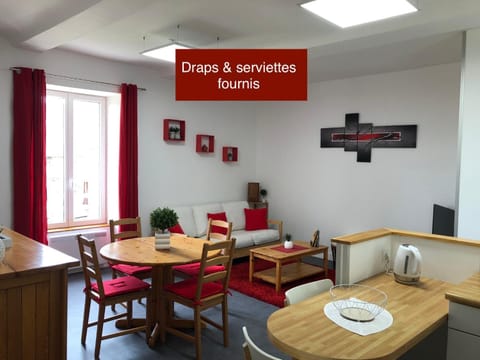 APPT 1.5KM PLAGES DU DÉBARQUEMENT Apartment in Normandy