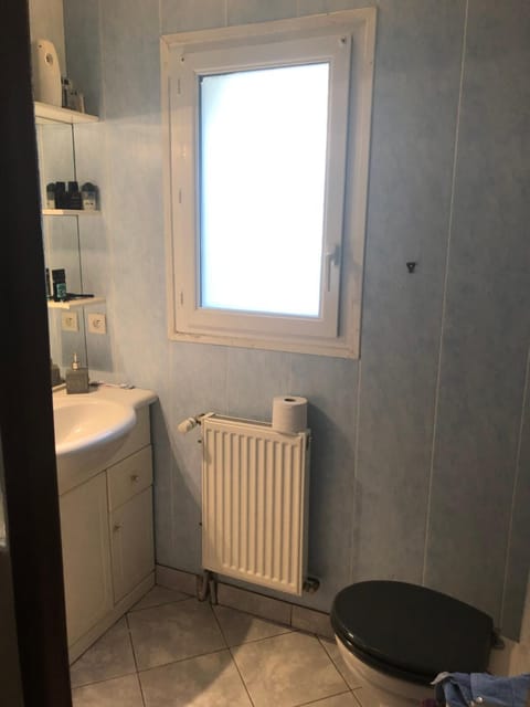 Maisonnette plein pied - 2km de la mer House in Normandy