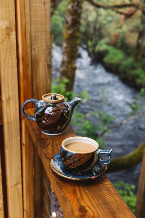 Patio, Natural landscape, Coffee/tea facilities, River view, River view