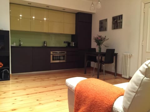 Kitchen or kitchenette, Living room, Decorative detail