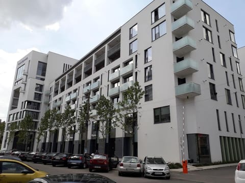 Property building, Neighbourhood