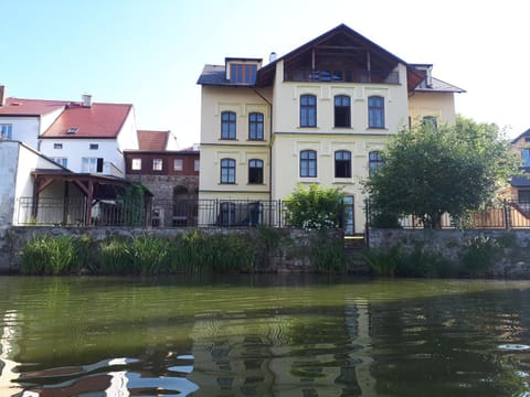 Facade/entrance, Canoeing, Garden view, Lake view