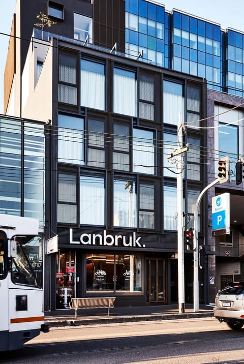 Property building, Facade/entrance