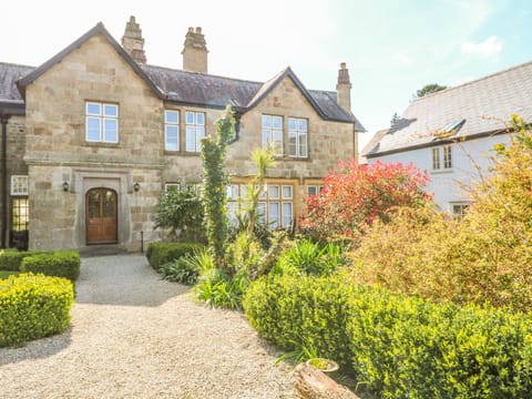 Surf Song Apartment in England