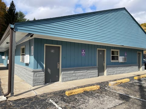 Royal Motel Motel in Indiana