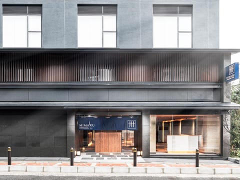 Property building, Facade/entrance
