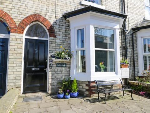 Sailors Lodge Apartment in Filey