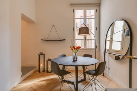 Apartments Florence - Giotto Deluxe Apartment in Florence