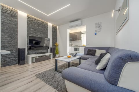 Floyd Apartment in Šibenik-Knin County, Croatia