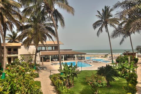Day, Garden, View (from property/room), Dining area, Beach, On site, Garden view, Pool view, Sea view, Area and facilities, Swimming pool