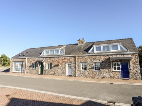 Tyn Towyn - Ty Glas House in Trearddur Bay