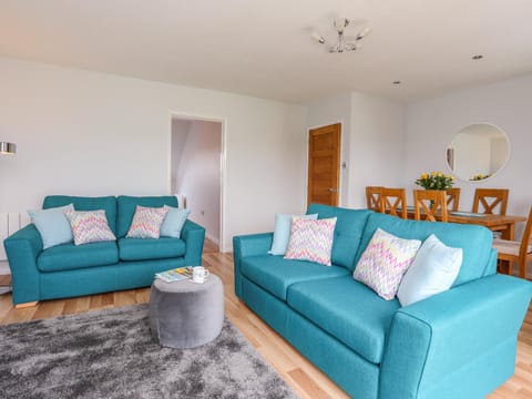 Isallt Cove Apartment in Trearddur Bay