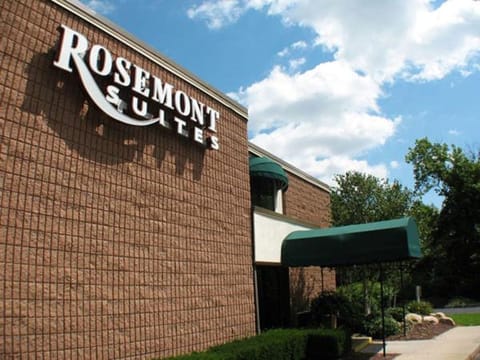Facade/entrance, Day, Property logo or sign