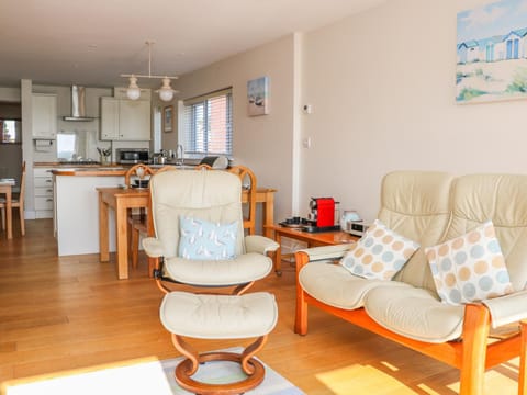 Harbour View, Mudeford House in Christchurch