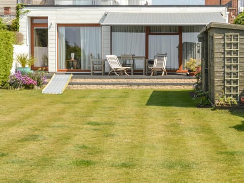 Harbour View, Mudeford House in Christchurch